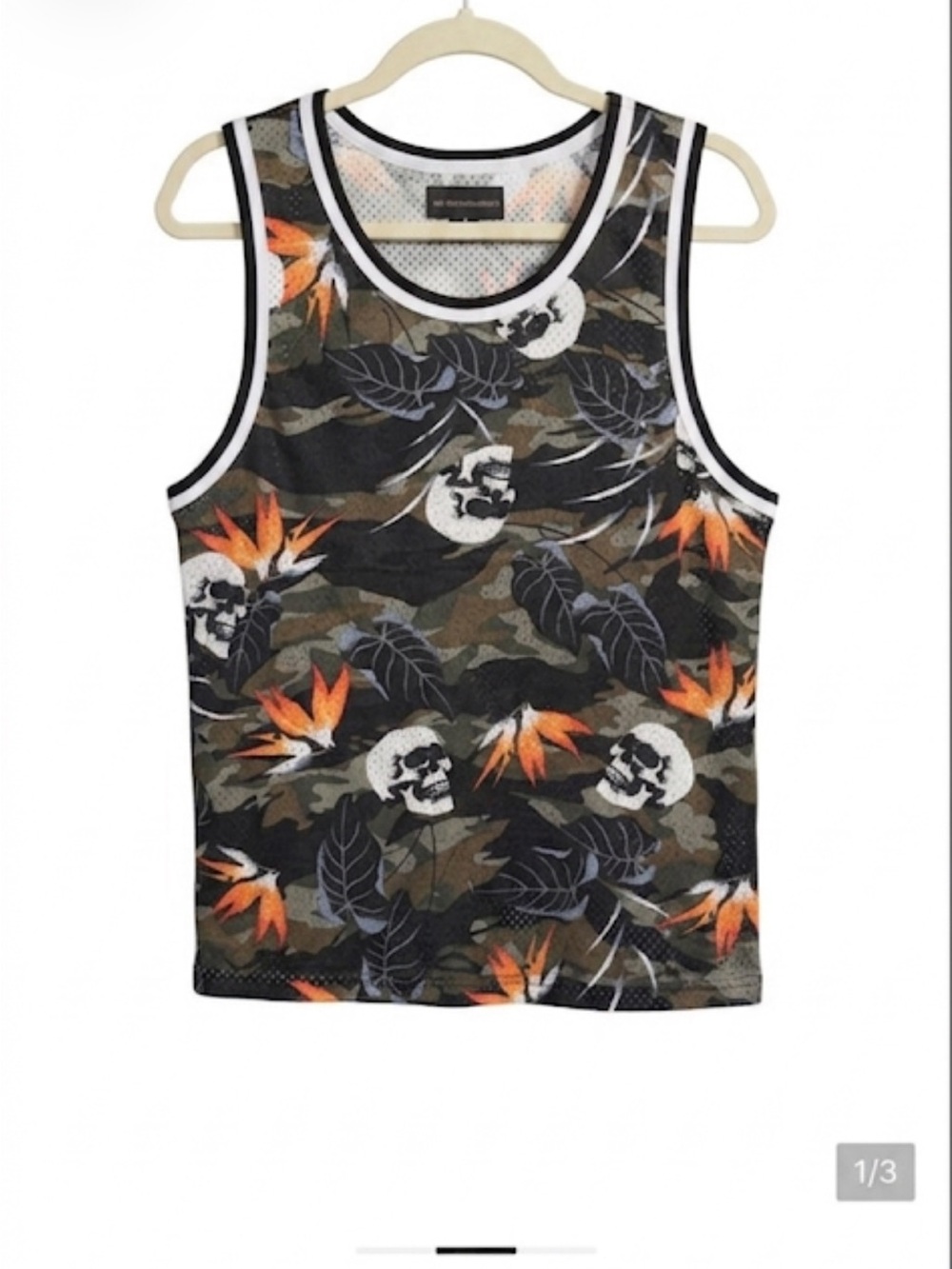 No Boundaries Black Floral Skull Tank Top med ptp 21